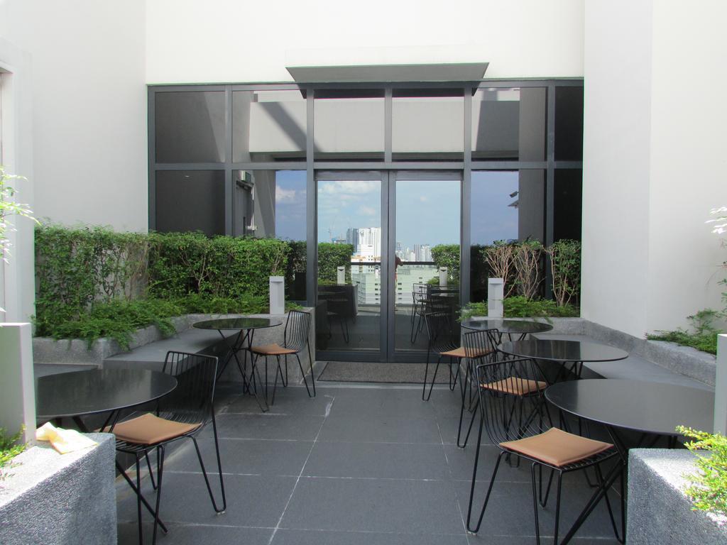 Momentus Hotel Alexandra Singapore Esterno foto