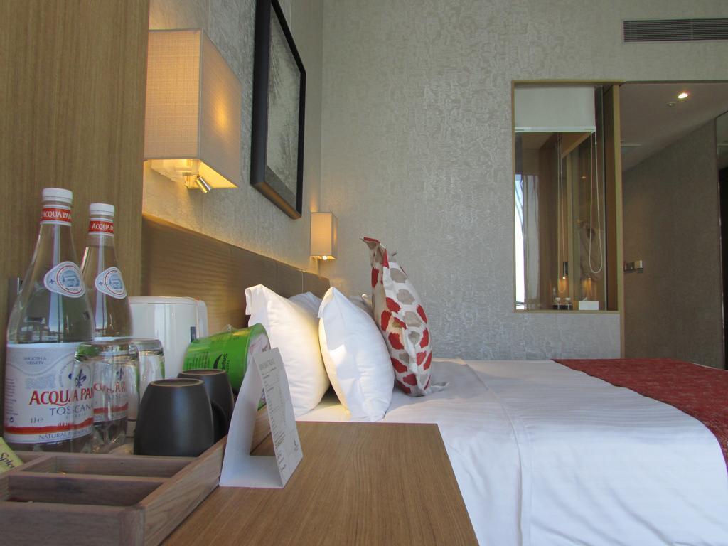 Momentus Hotel Alexandra Singapore Esterno foto